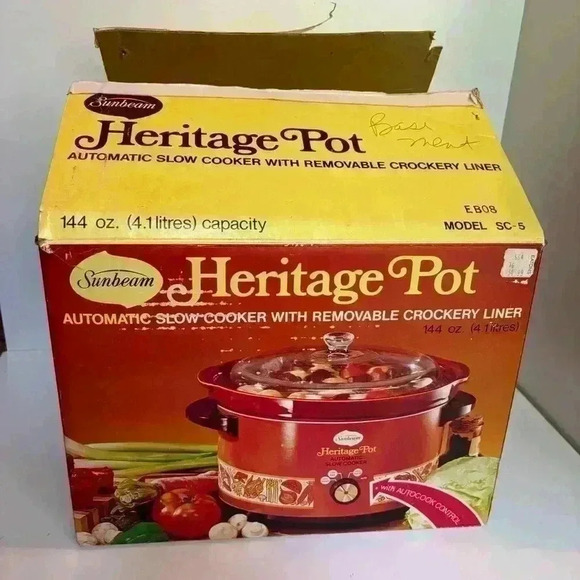 New in box! 1977 Sunbeam Heritage Pot 4 L slow cooker model SC-5 - Picture 8 of 12
